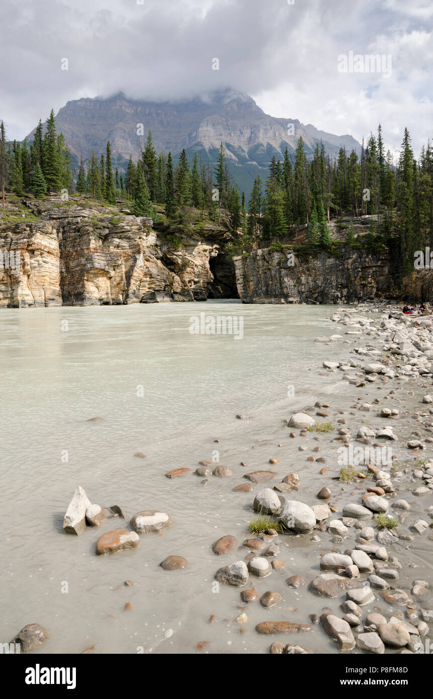 Kit Diamanti Painting 5D Fai Da Te – Cascate Athabasca In Canada – 40x50 Cm, Tela Ecologica, Diamanti Cubici Luminosi – Decorazione Parete Casa E Regalo Creativo