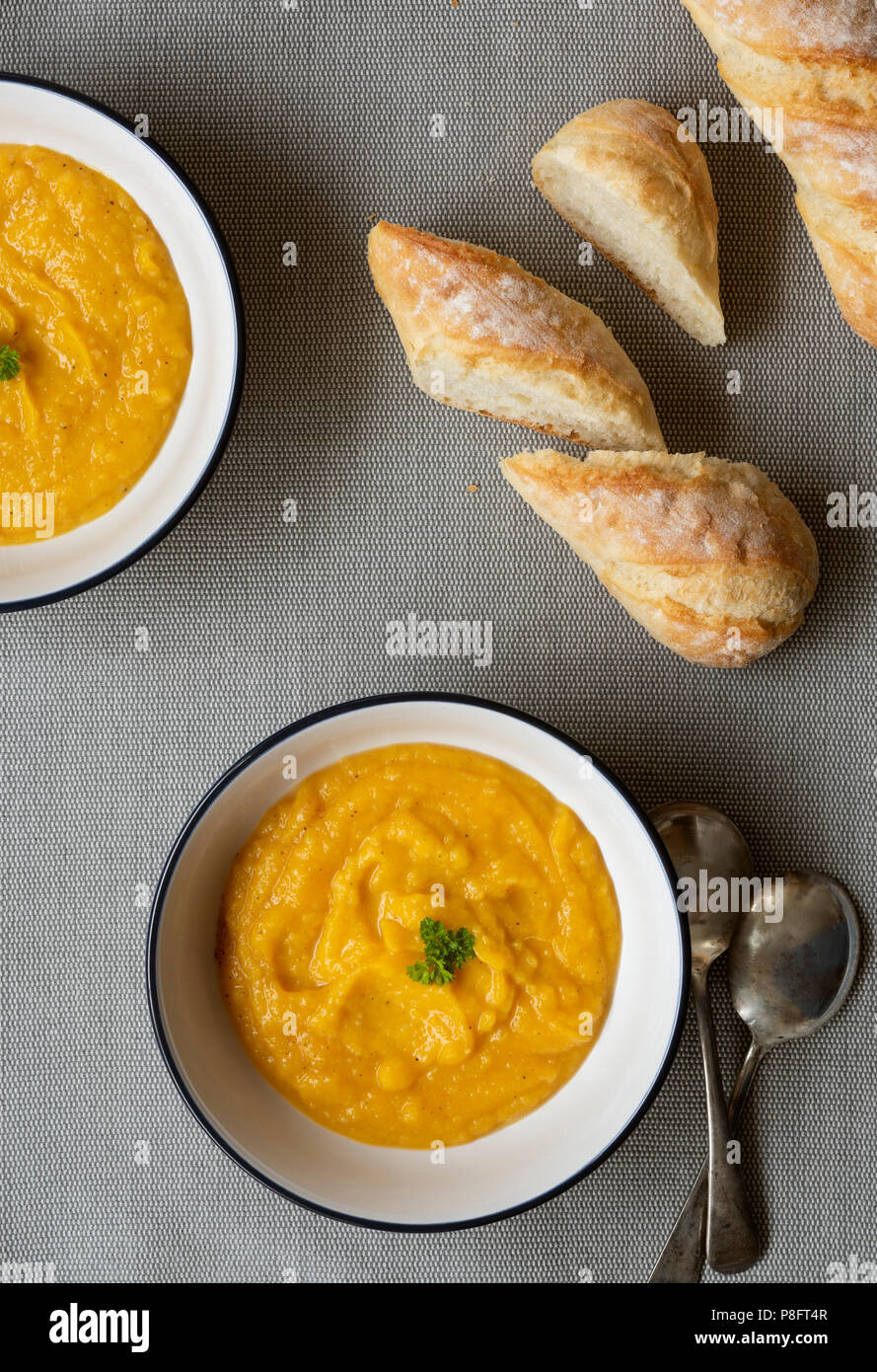 Soup bowls and spoons hires stock photography and images Alamy