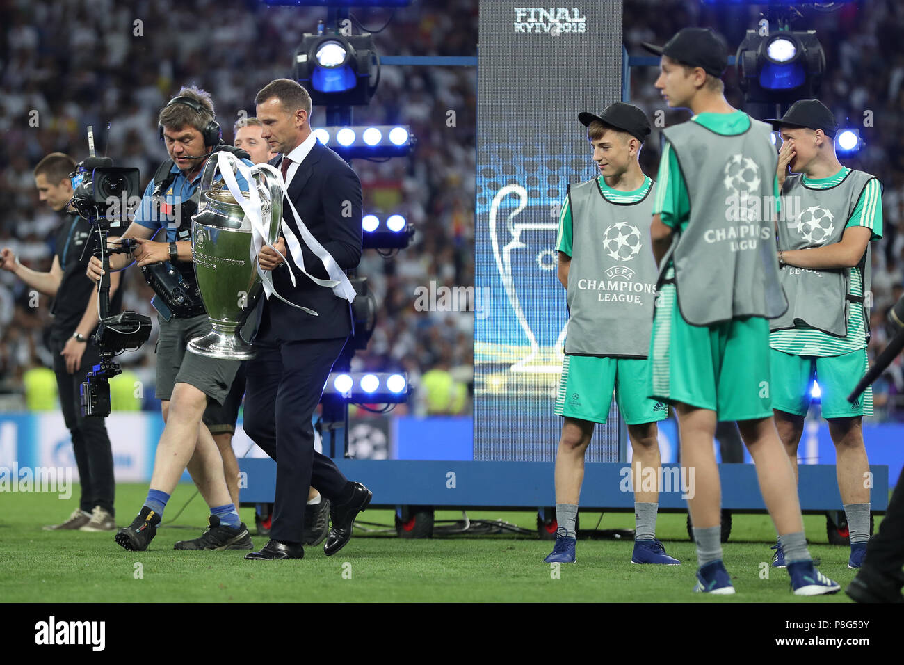 Kyiv Ukraine May 26 2018 Andriy Shevchenko With Champions League Trophy Uefa Champions League Final Real Madrid Liverpool Olympic Nsc Stadium Stock Photo Alamy