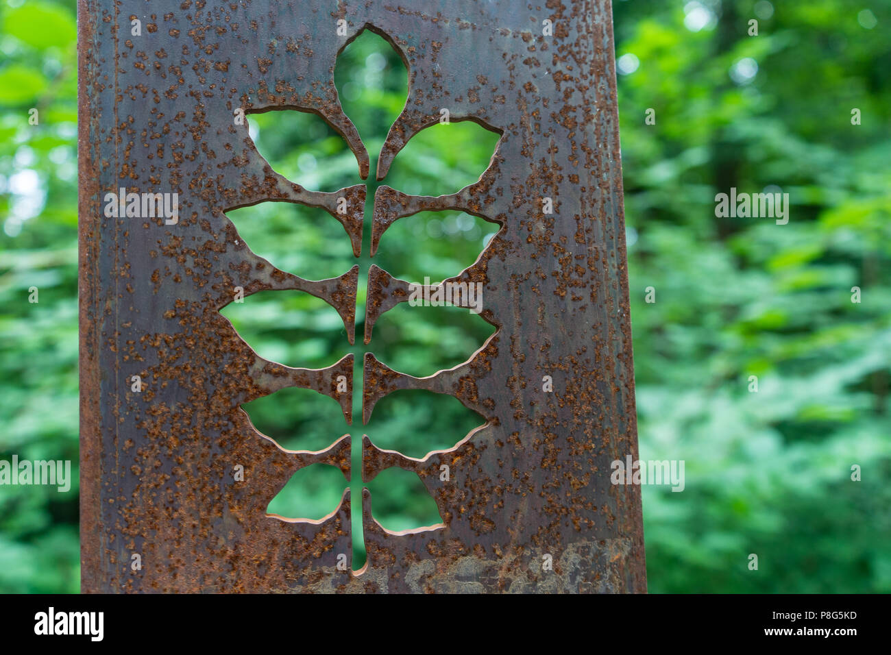 Rusty metal sculptures hi-res stock photography and images - Alamy