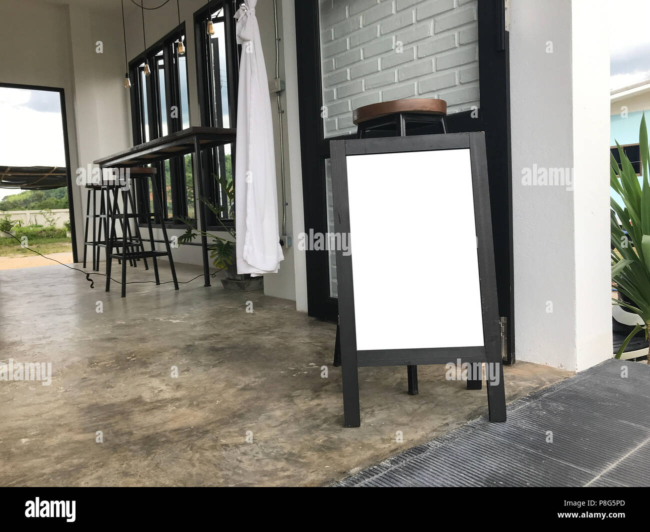 Download Blank Wood Sandwich Board Standing Outdoor Cafe Empty Chalkboard For Mockup Menu Advertising Design Stock Photo Alamy