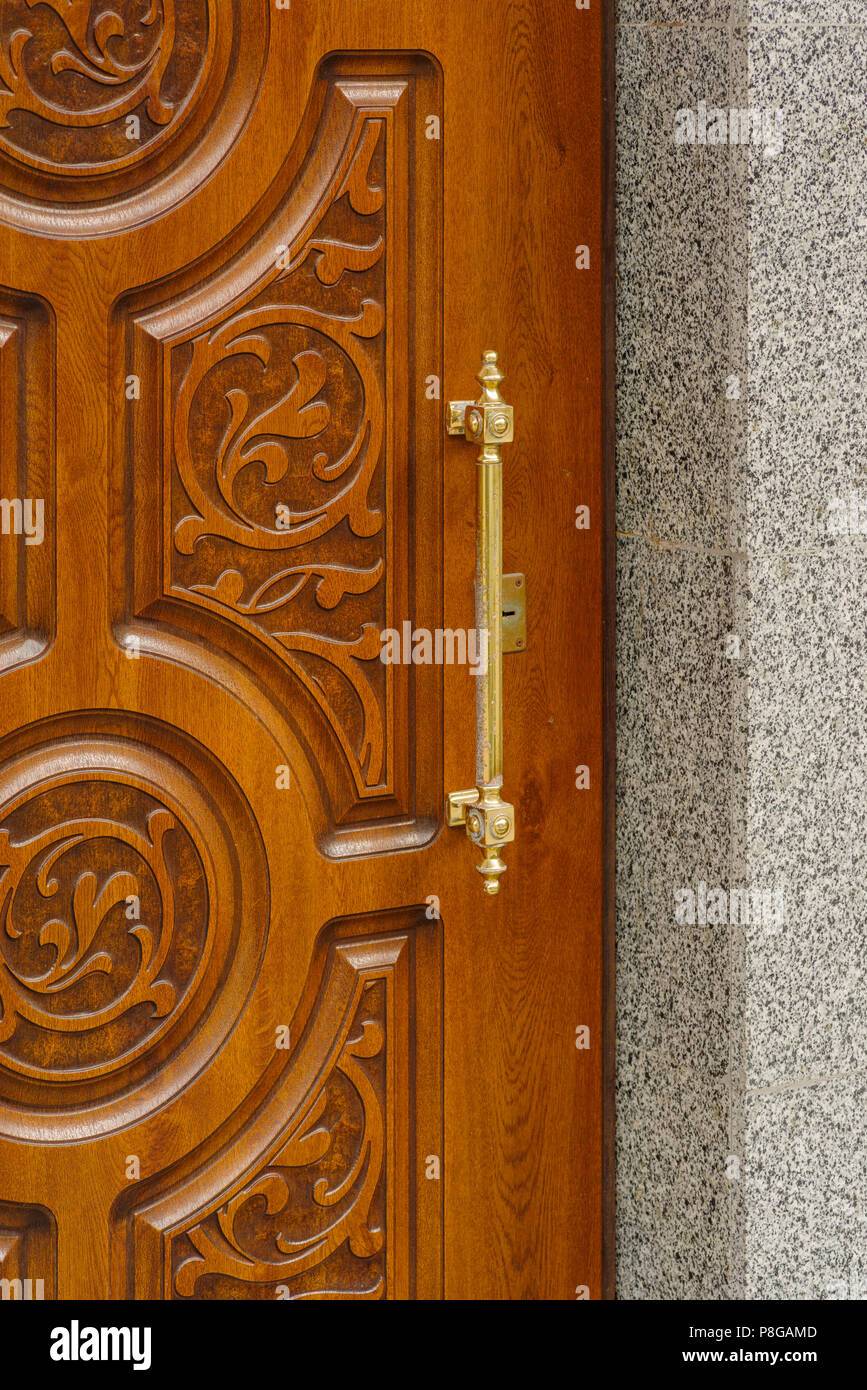 Hardware Home Improvement carved design wooden door ancient bronze door