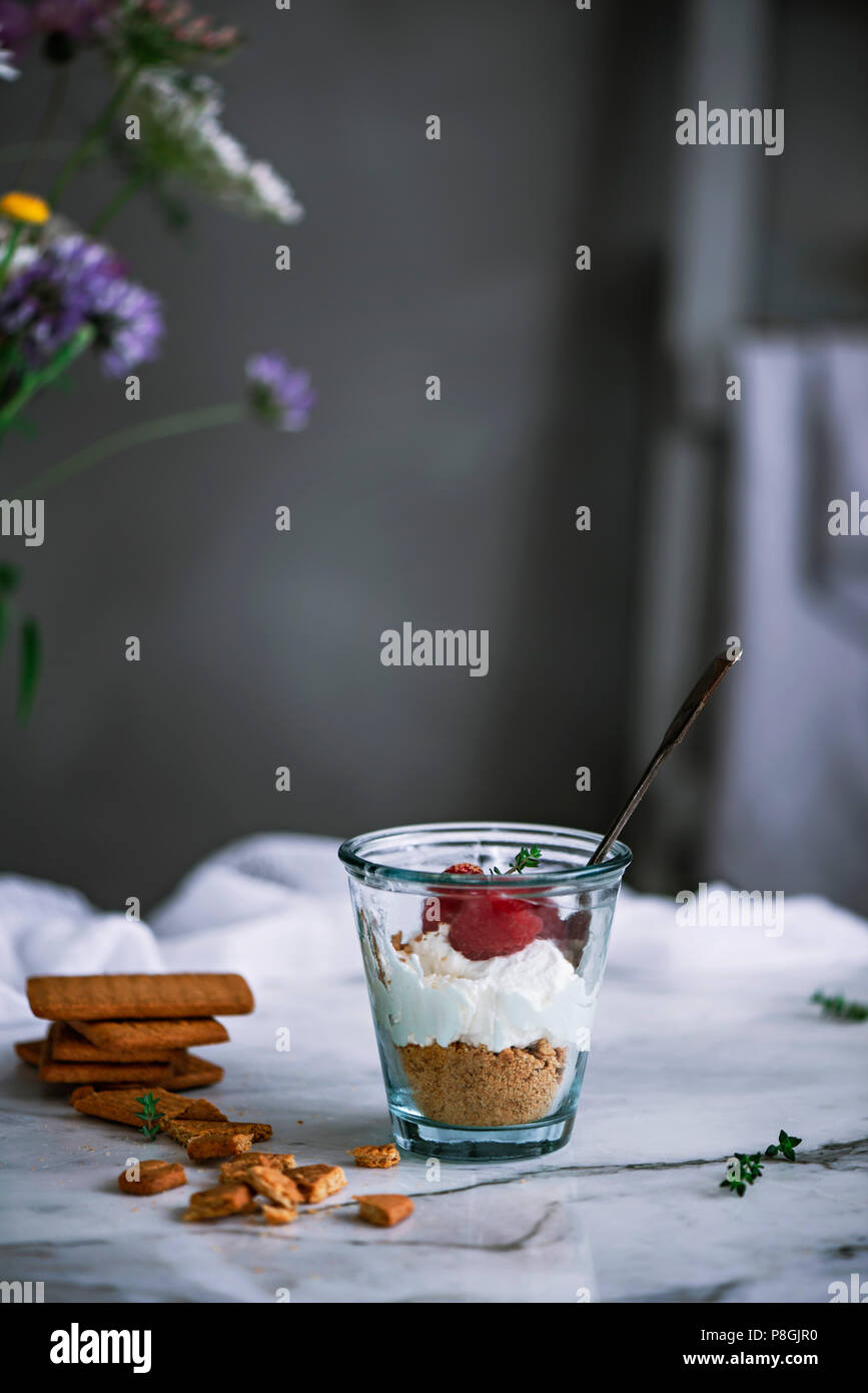 Cream of mascarpone cheese dessert pots Stock Photo Alamy