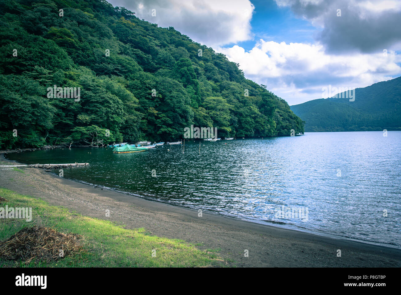Shores of Lake Kawaguchiko, Hakone, Japan Stock Photo Alamy