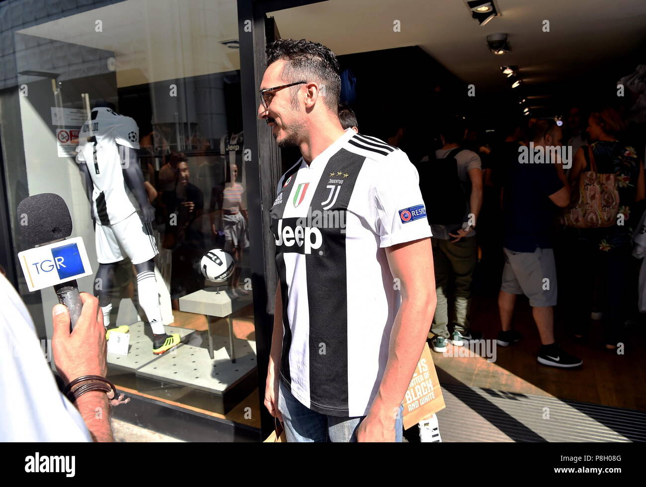 juventus fan store