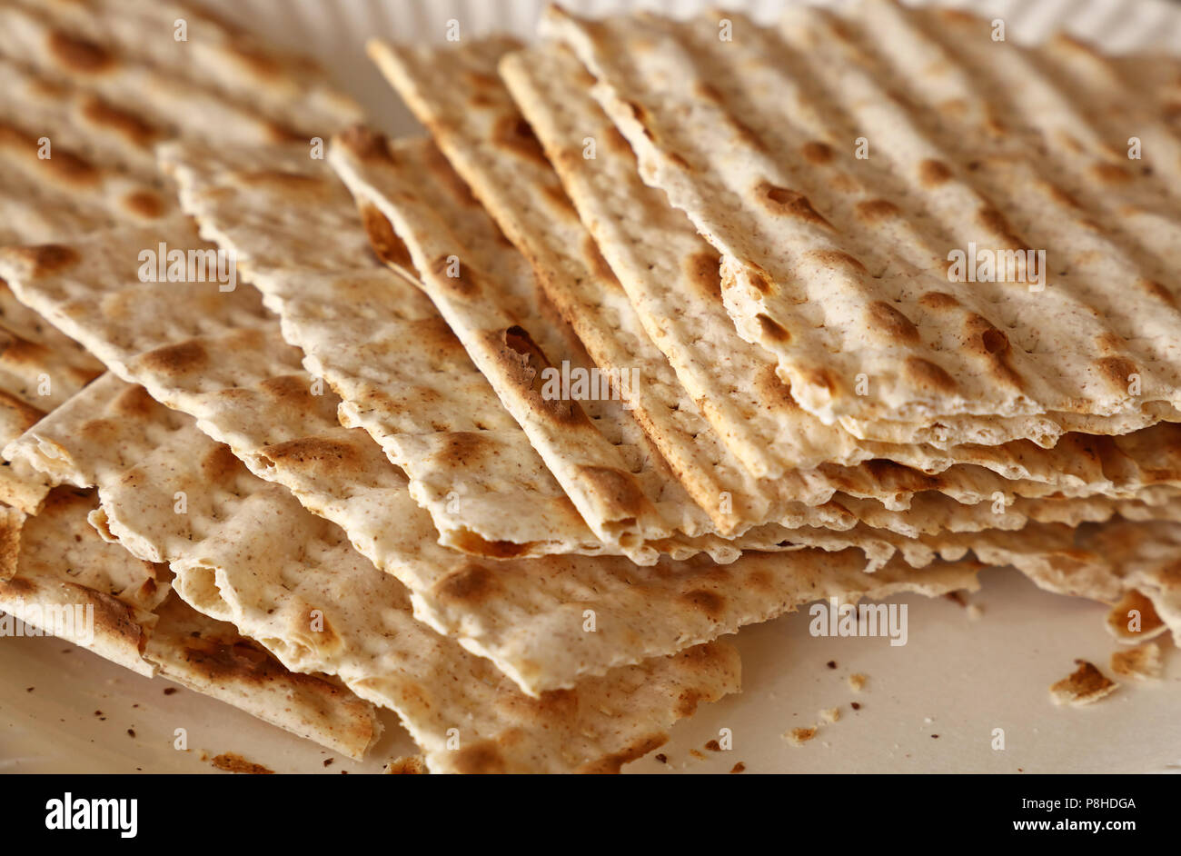 Matzo cracker hires stock photography and images Alamy