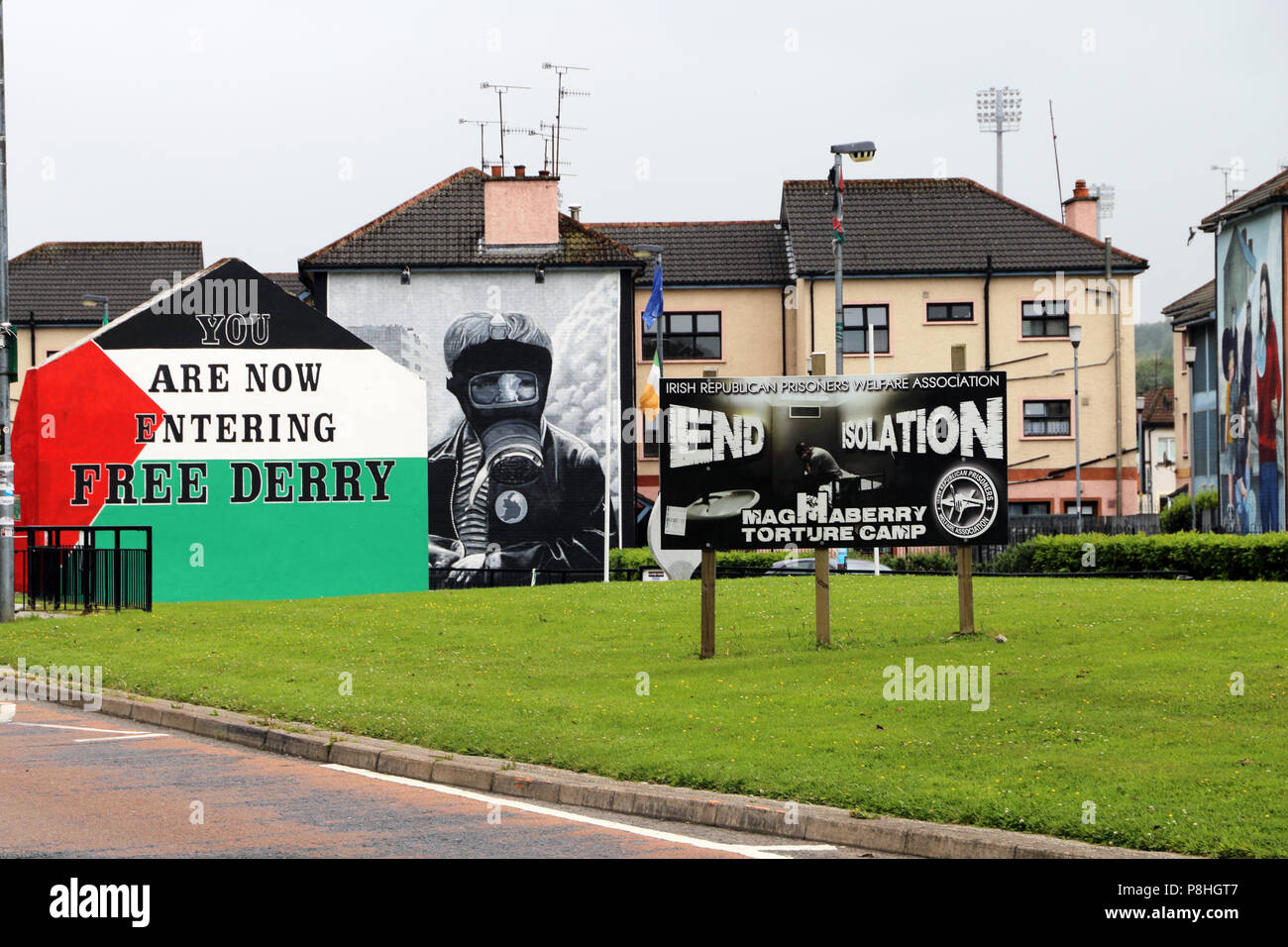 Sign announcing You Are Now in Free Derry near the site of the Bloody Sunday massacre Stock Photo