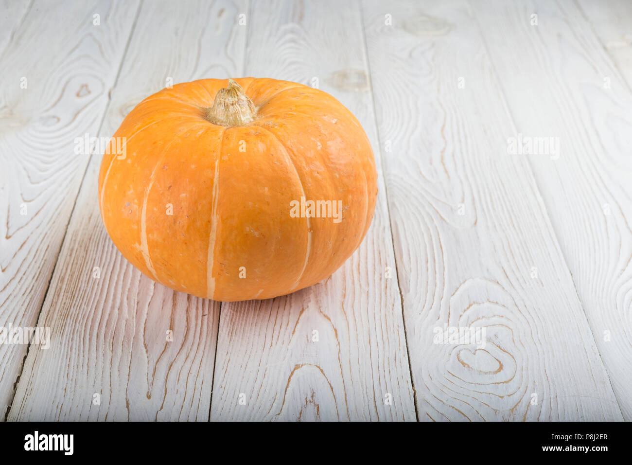 Ripe yellow pumpkin Stock Photo - Alamy
