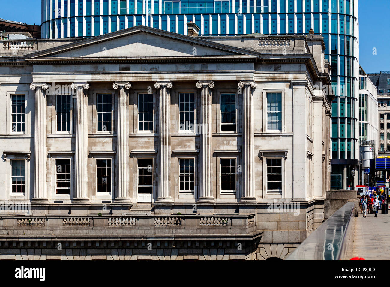 Fishmongers Hall London Stock Photos & Fishmongers Hall London Stock ...