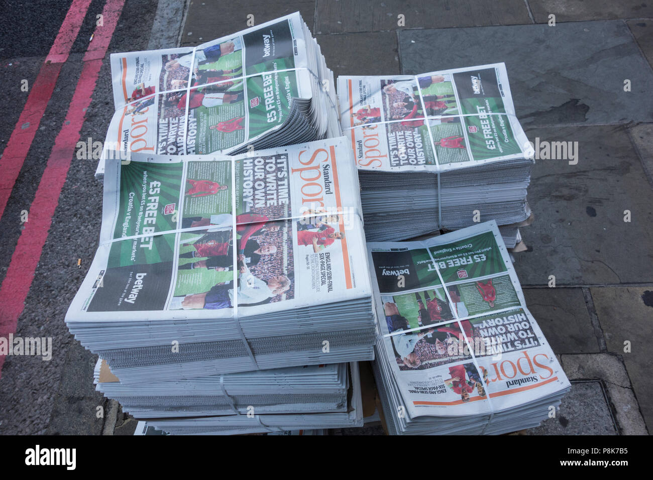 World Cup edition, Evening Standard newspapers waiting for distribution Stock Photo