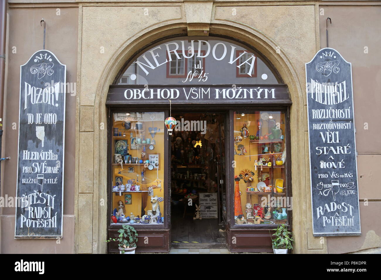 Obchod Vším Možným souvenir shop, Nerudova, Malá Strana (Little Quarter),  Prague, Czechia (Czech Republic), Europe Stock Photo - Alamy