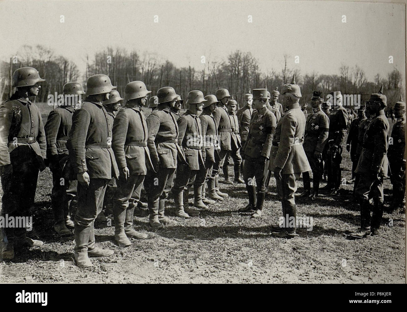 356 Kaiser Karl I. besucht die Armeegruppe Böhm-Ermolli in Busk (BildID 15552604) Stock Photo