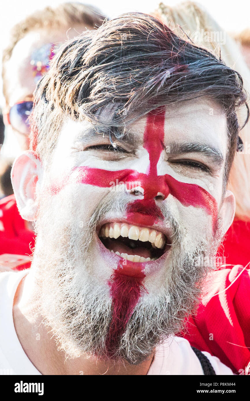 England Flag Face Paint High Resolution Stock Photography and Images