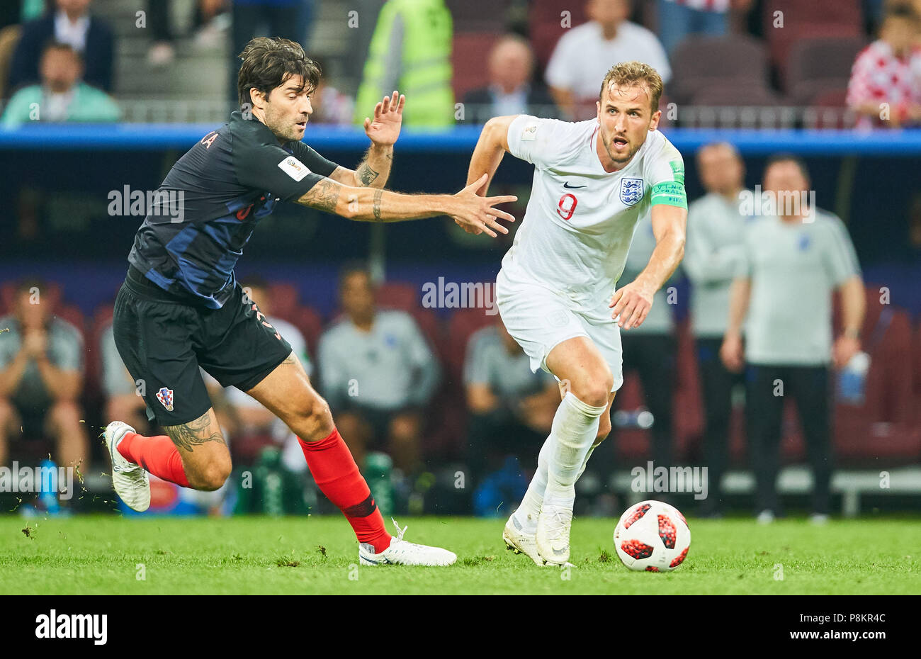 England - Croatia, Soccer, Moscow, July 11, 2018 Harry KANE, England 9   compete for the ball, tackling, duel, header against Vedran CORLUKA, Croatia Nr.5  ENGLAND  - CROATIA 1-2 Football FIFA WORLD CUP 2018 RUSSIA, Semifinal, Season 2018/2019,  July 11, 2018 in Moscow, Russia. © Peter Schatz / Alamy Live News Stock Photo