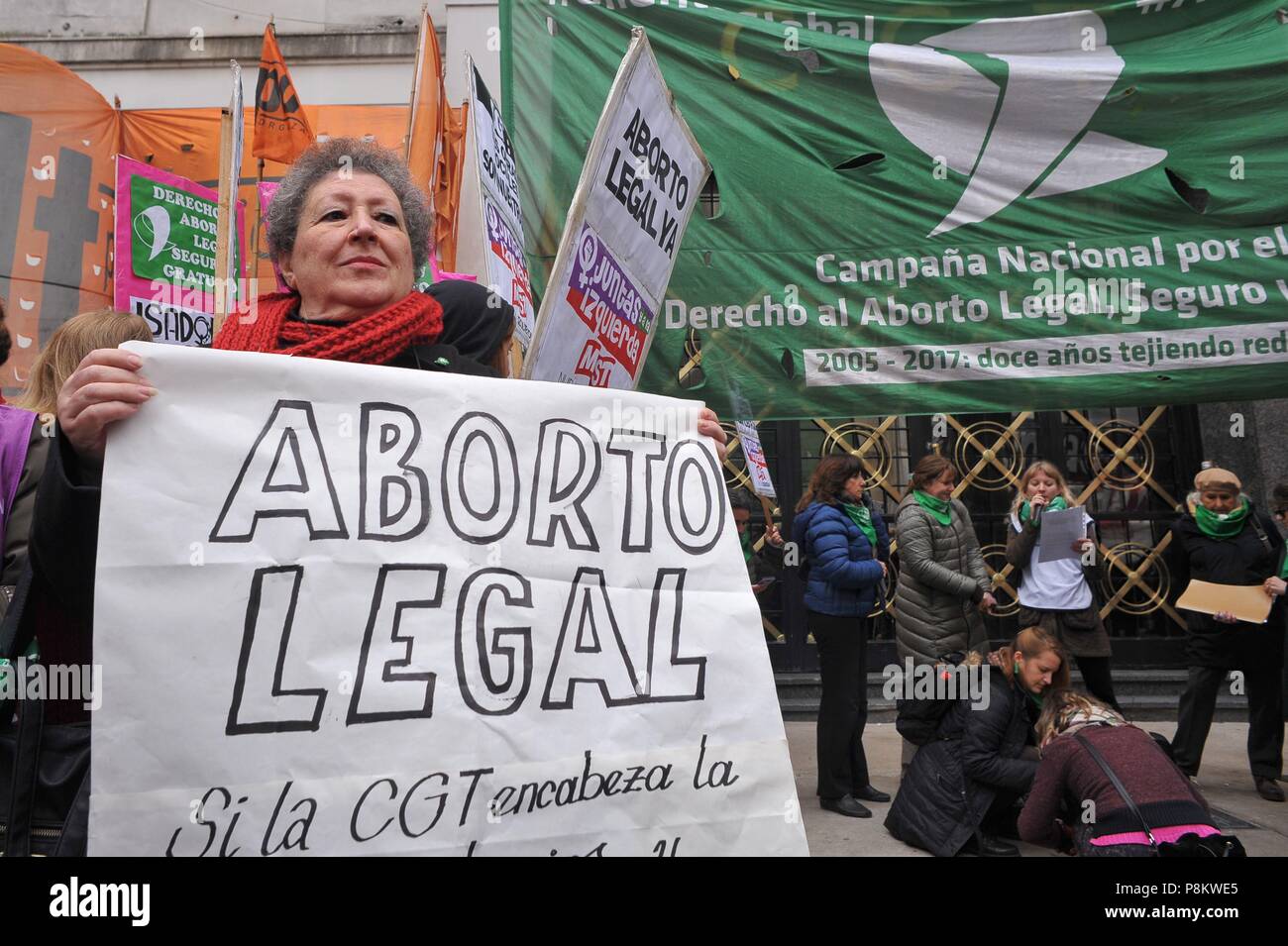 Buenos Aires, Argentina. 10th July, 2018. Pro abortion groups aligned with the Campaign for Free, Legal and Safe Abortion protest in front of the CGT (Confederation of Workers' Unions) demanding a meeting after the union leaders declared that their respective unions' medical centers cannot afford to perform free abortions in their facilities. Credit: Patricio Murphy/ZUMA Wire/Alamy Live News Stock Photo