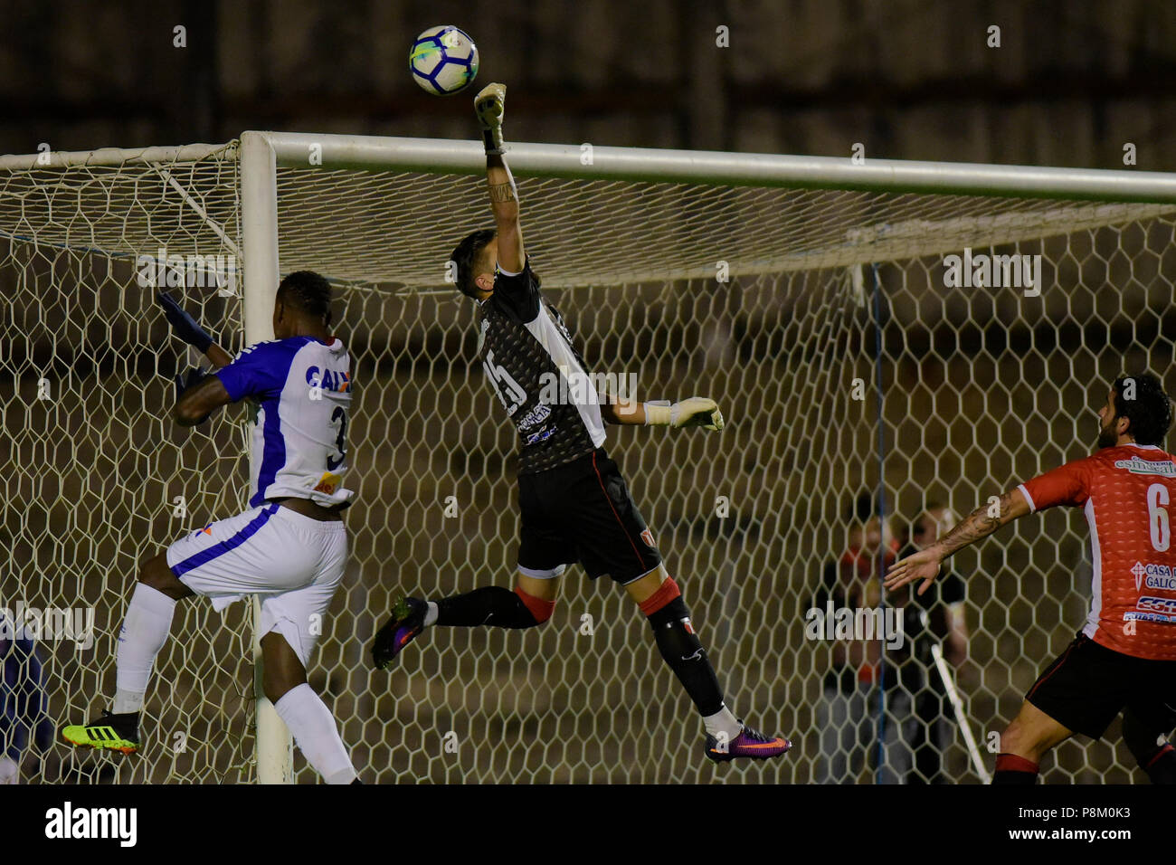 Uruguay goalkeeper hi-res stock photography and images - Page 2 - Alamy