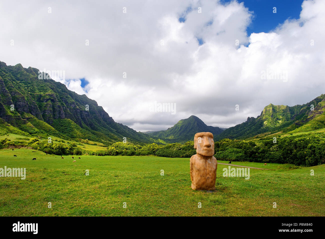 Easter island head on Kualoa Ranch, Oahu, Hawaii Stock Photo Alamy