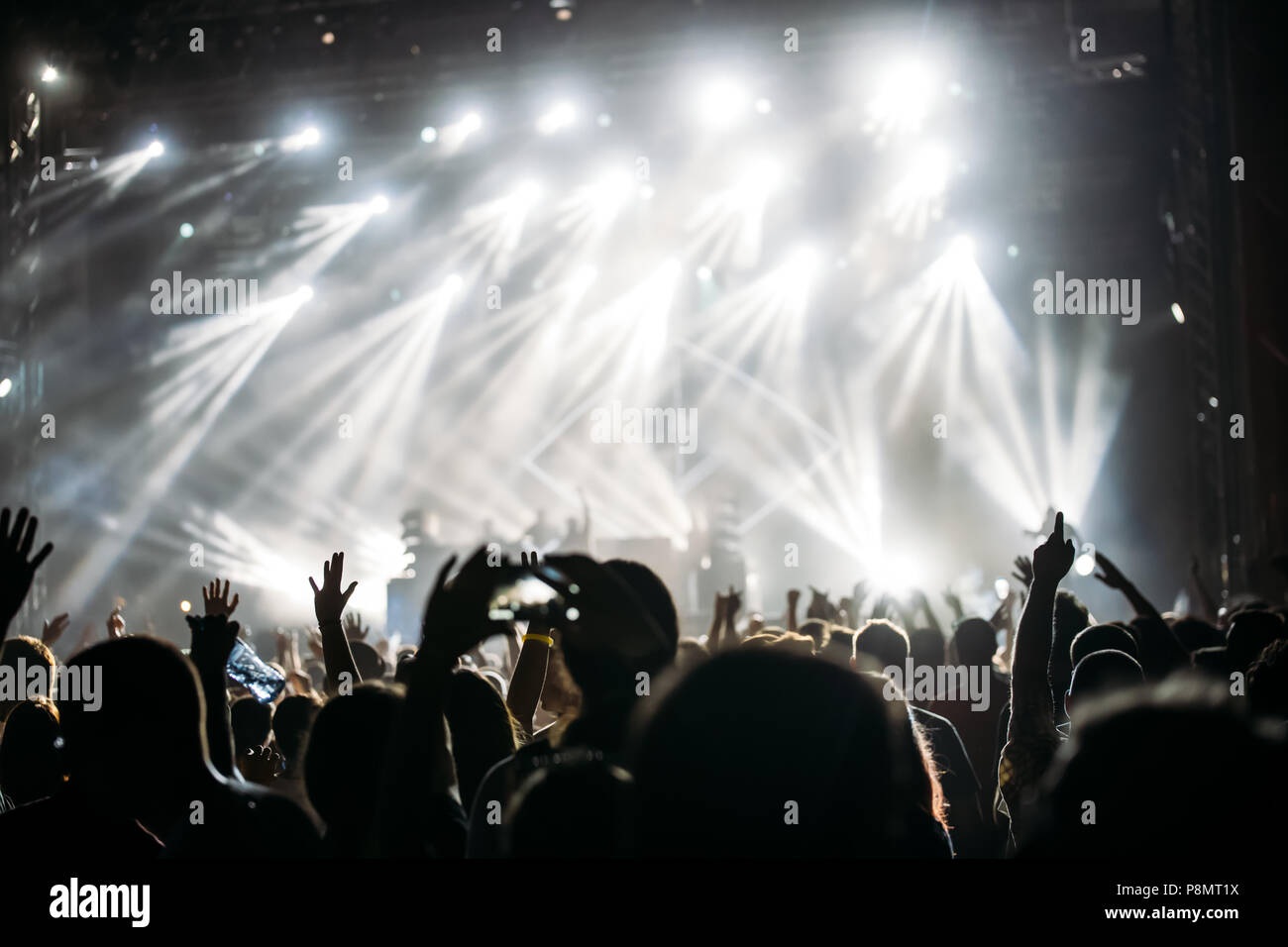 Nightclub crowd hands in the air hi-res stock photography and images ...