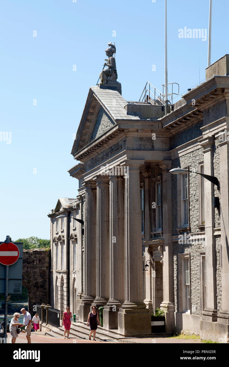 Caernarfon Crown Court building, Caernarfon, Gwynedd, Wales Stock Photo