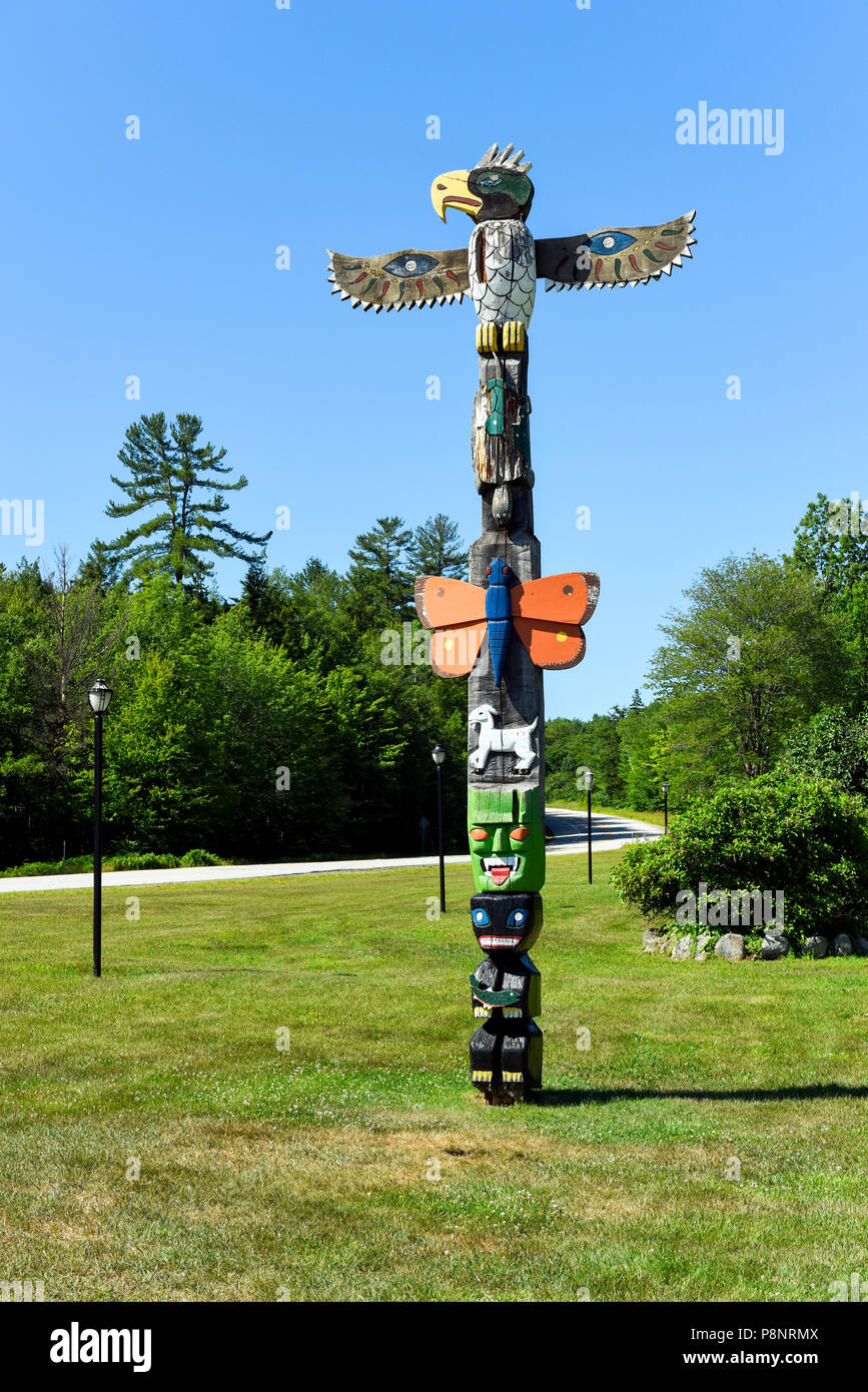 chinook indian totem poles