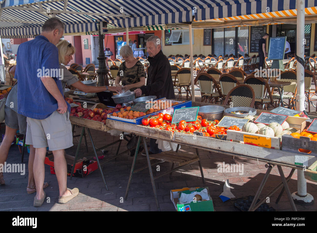 Nice, France, June 2018, people browsing at the flower market Stock Photo