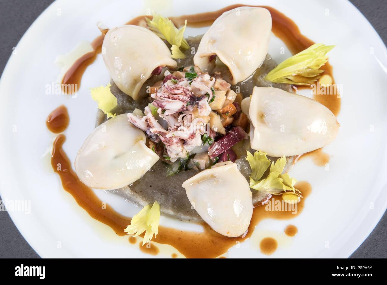 Squid stuffed with duck giblets hires stock photography and images Alamy