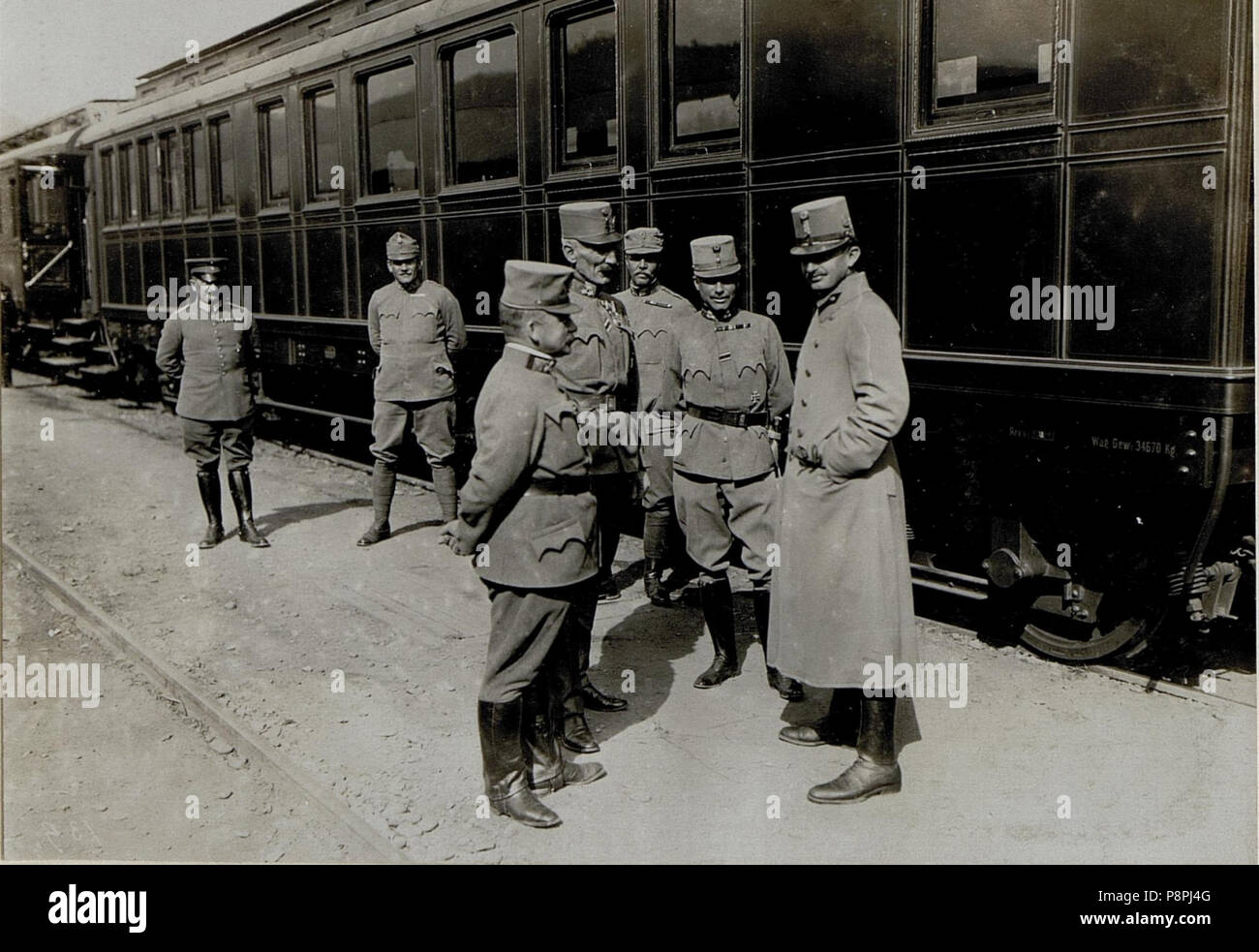 .   36 Ankunft beim 7. Armeekommando in Marmarossziget am 11.9.1916 (BildID 15550244) Stock Photo