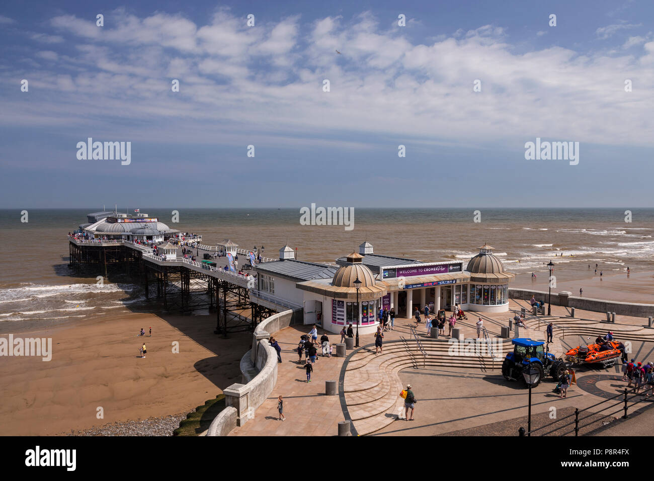 Holidaymakers on Cromer pier on the Norfolk coast, England Stock Photo