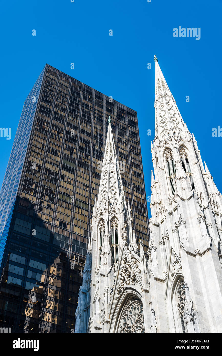 Saint patrick cathedral gothic catholic hi-res stock photography and ...