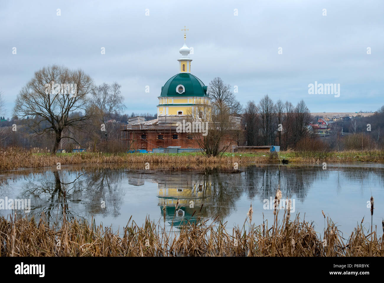 A manor dug pond and a restored church of Michael the Archangel. Manor of  Tarakanovo Museum-Reserve DI Mendeleev and AA Blok, Solnechnogorsk district  Stock Photo - Alamy