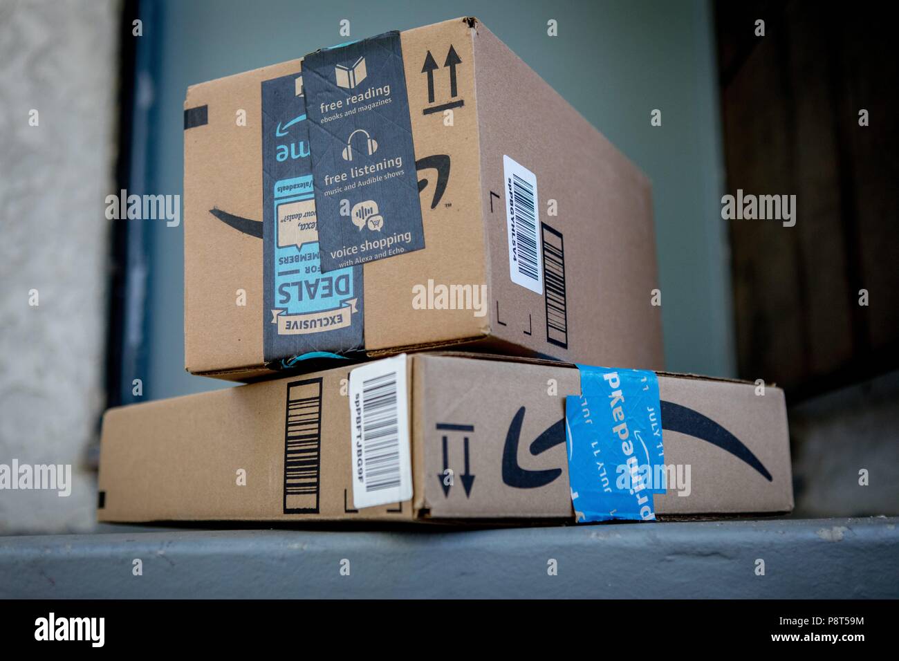 Amazon packages hi-res stock photography and images - Alamy