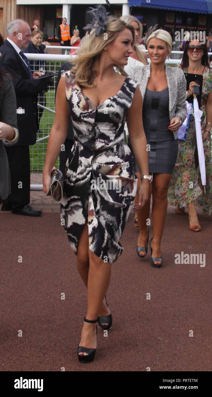 Chester,Uk Sam and Billie Faiers attend Chester Races Ladies Day credit Ian Fairbrother/Alamy Stock Photos Stock Photo