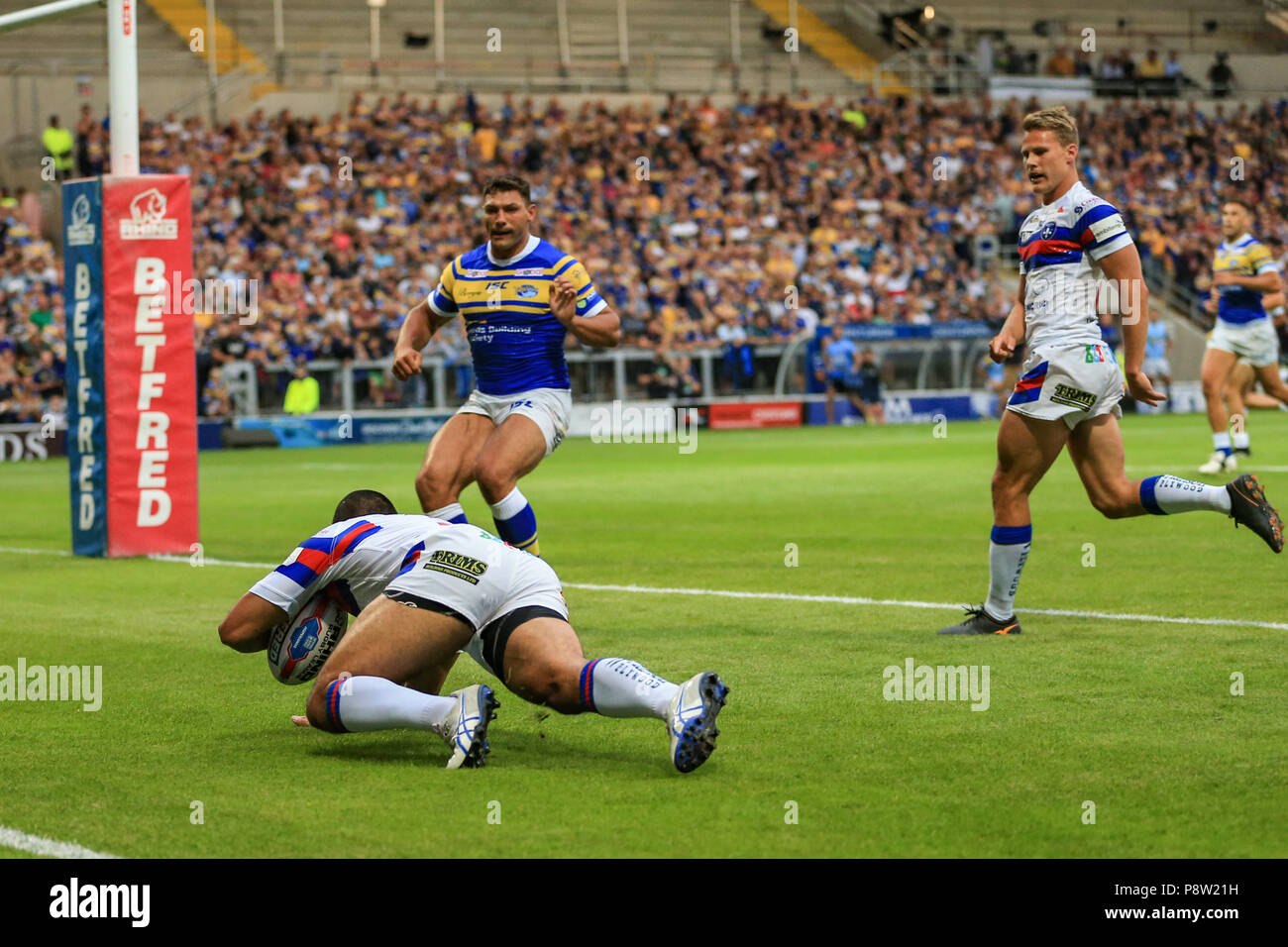 Friday 13th July 2018 , Emerald Headingley Stadium, Leeds, England; Betfred Super League, Leeds Rhinos v Wakefield Trinity; Bill Tupou of Wakefield Trinity makes a solo 50 yard dash to go over for a try Credit: News Images /Alamy Live News Stock Photo