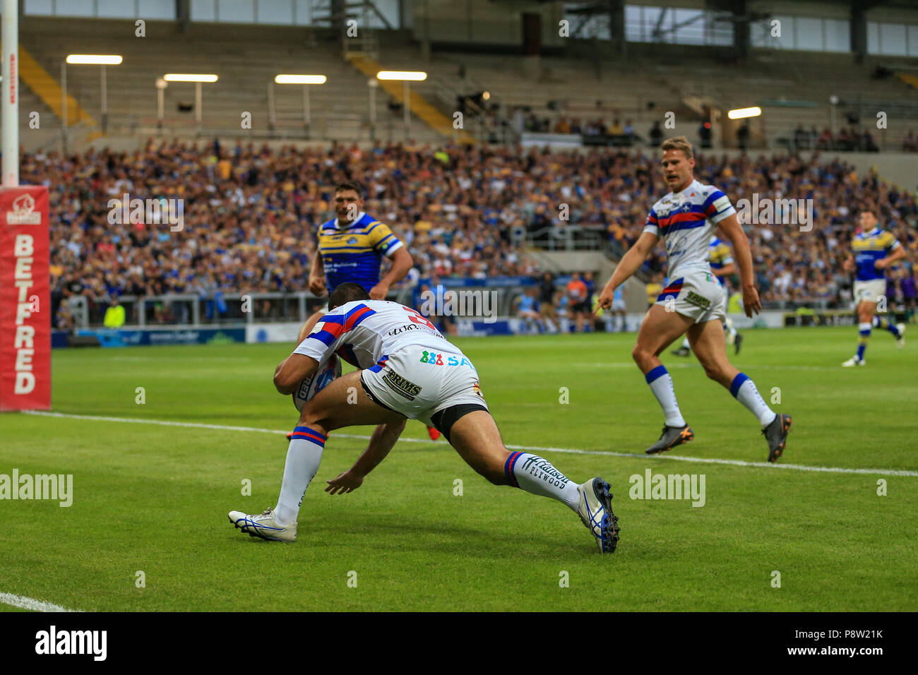 Friday 13th July 2018 , Emerald Headingley Stadium, Leeds, England; Betfred Super League, Leeds Rhinos v Wakefield Trinity; Bill Tupou of Wakefield Trinity makes a solo 50 yard dash to go over for a try Credit: News Images /Alamy Live News Stock Photo