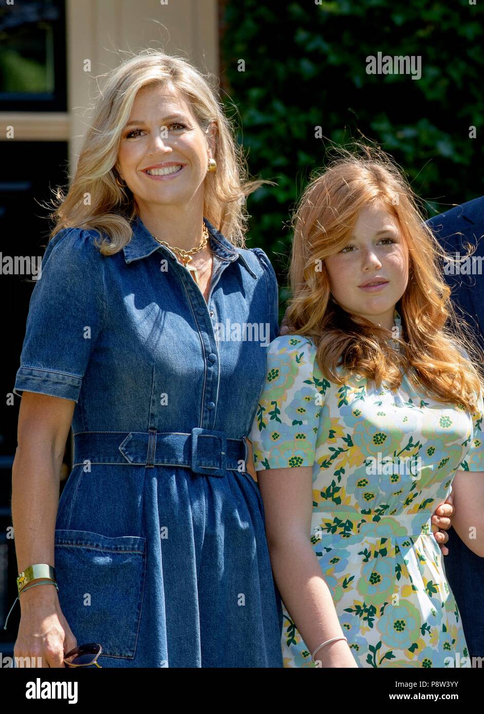 Wassenaar, Netherlands. 13th July, 2018. Queen Maxima and Princess Alexia  of The Netherlands at villa the Eikenhorst at the Horsten estate in  Wassenaar, on July 13, 2018, posing for the media during