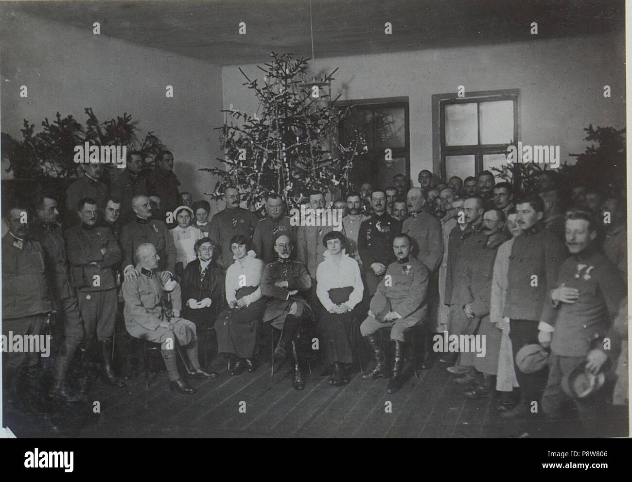 .   580 Weihnachtsfeier im Feldspital 10-IV in Brzezany,1915 (BildID 15439027) Stock Photo