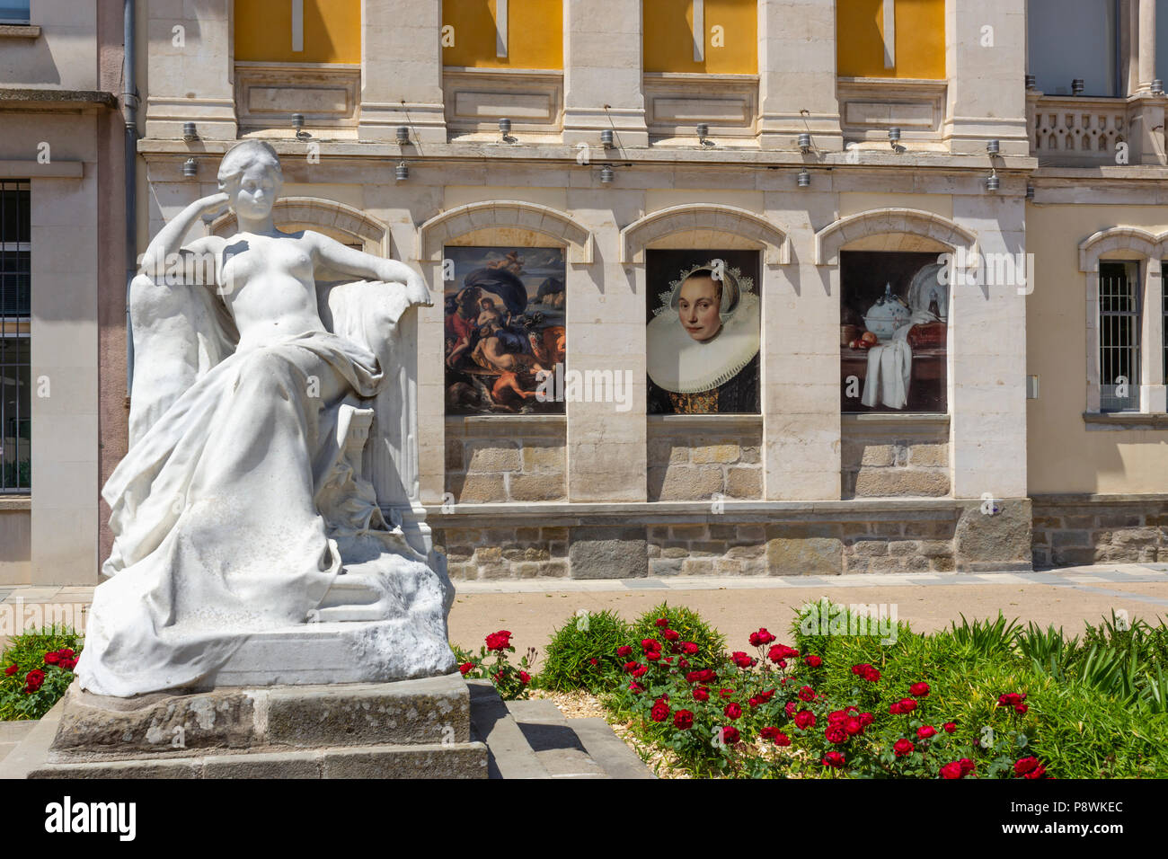 Helena, statue by Raymond Sudre (1870-1962) outside the Museum of Fine Arts, Gambetta Square, Carcassonne, France. Stock Photo