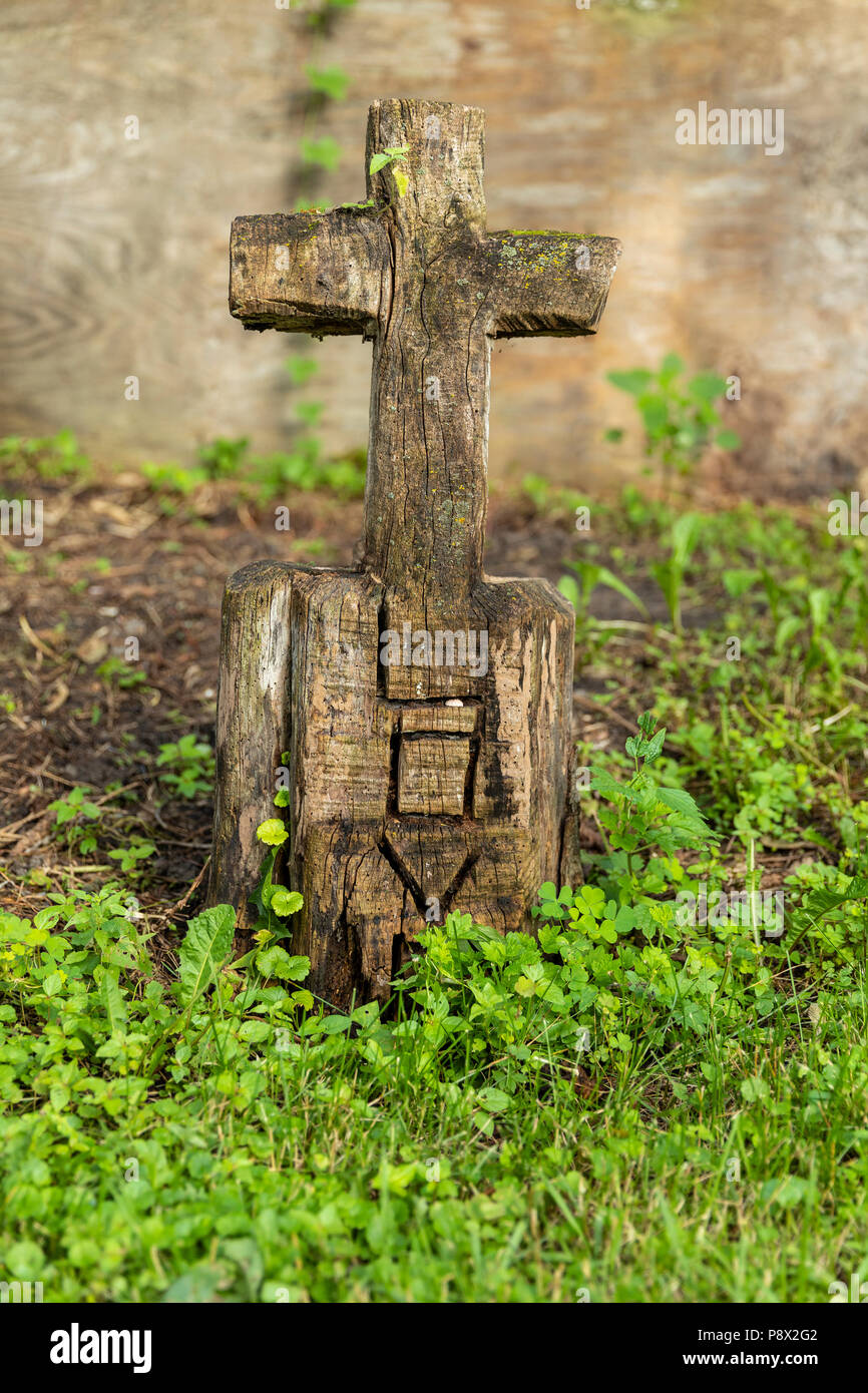 Carved Wooden Grave Marker Stock Photo - Alamy