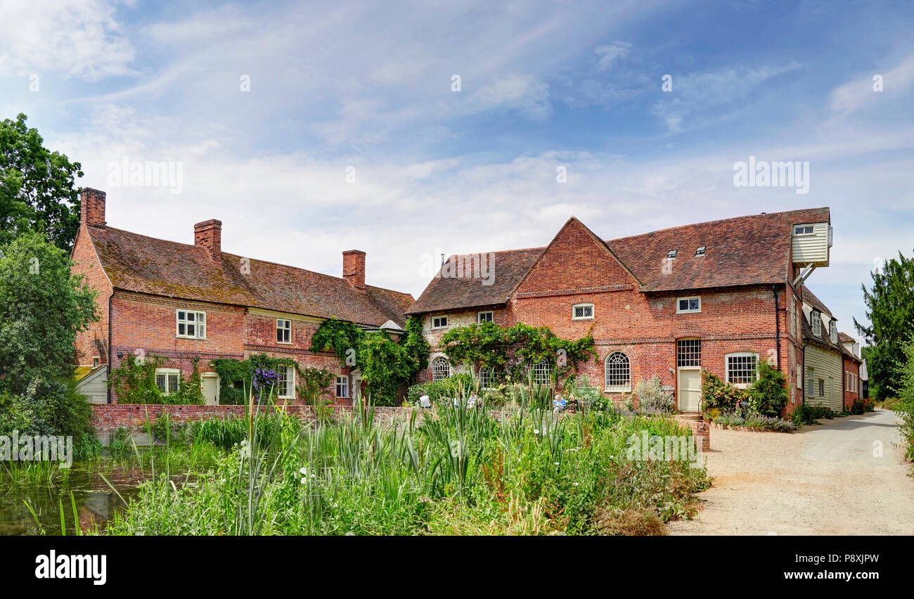 Flatford mill on the river Stour East Bergholt in the Dedham Vale made famouse by the artist John Constable Stock Photo