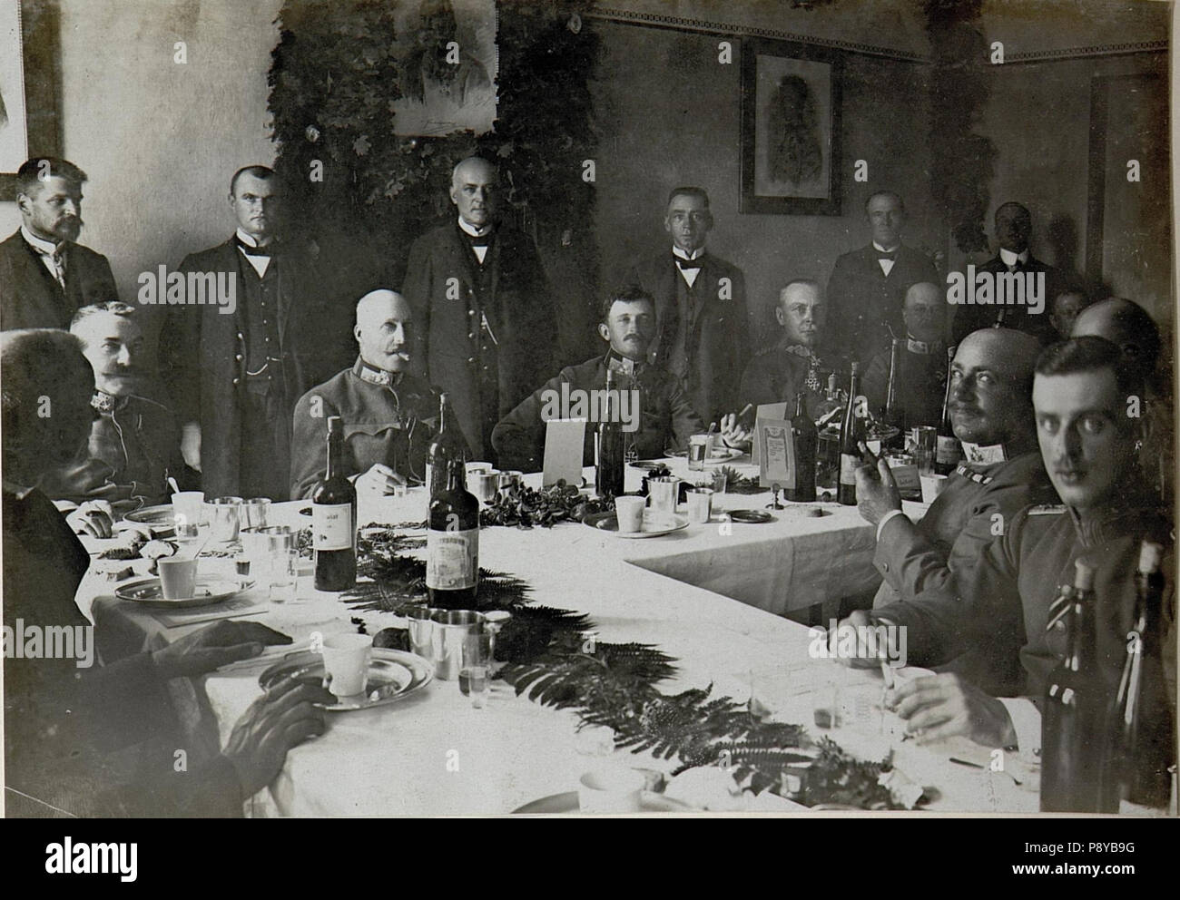 294 Geburtstagsfeier Se.Majestät beim Heeresgr.Kmdo.Erzh.Karl. 18.8. (BildID 15548194) Stock Photo