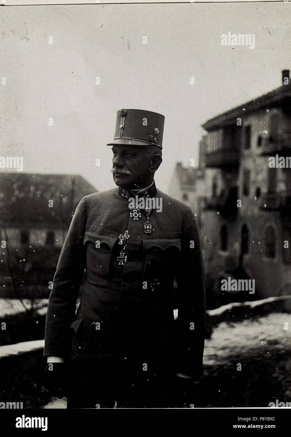 .   299 General der Infanterie Roth, Kommandant des alten 14. Korps in Bruneck, Ende November 1915. (BildID 15579748) Stock Photo