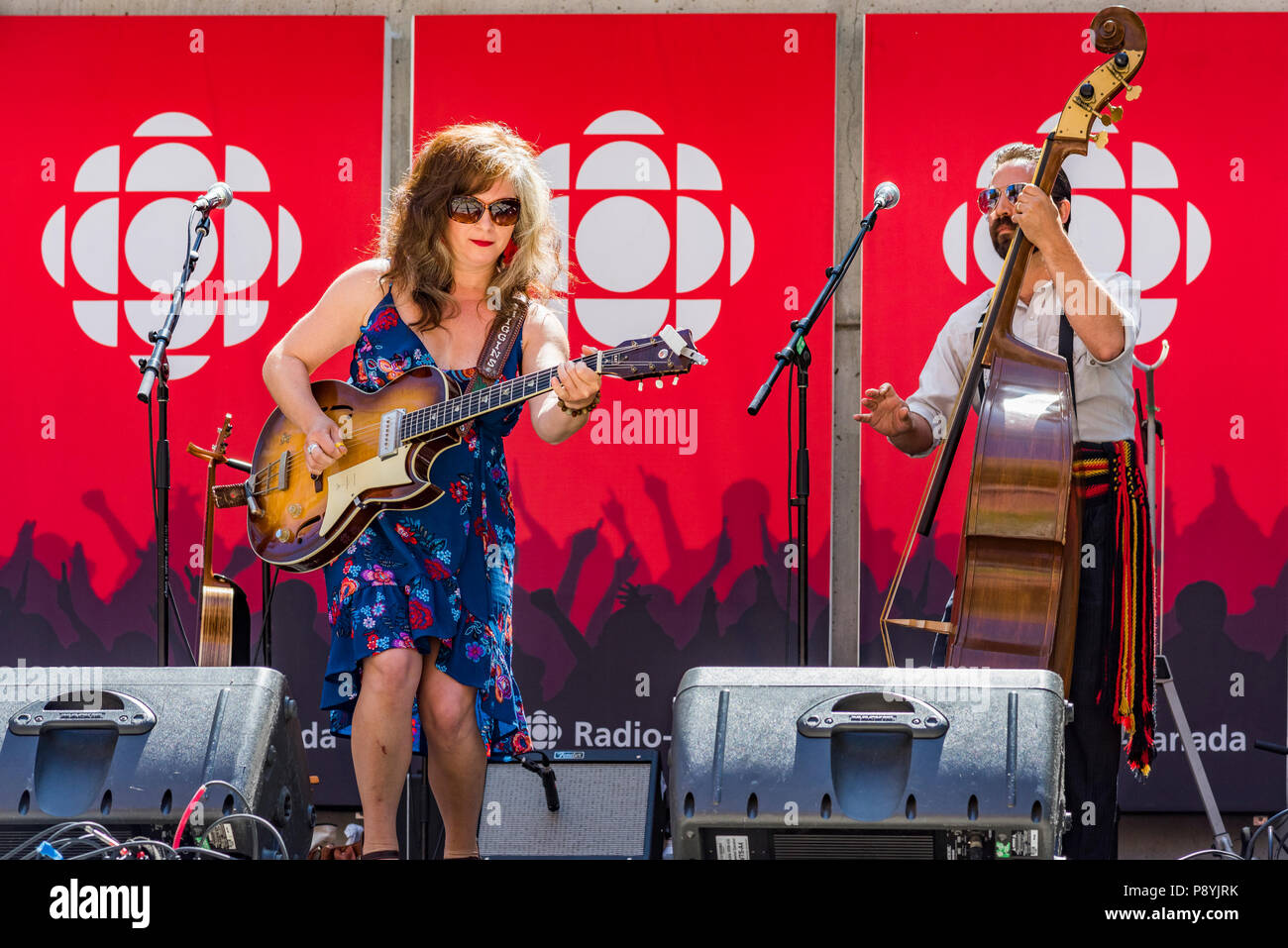 Little Miss Higgins in concert at CBC Musical Nooners, Vancouver, British Columbia, Canada. Stock Photo