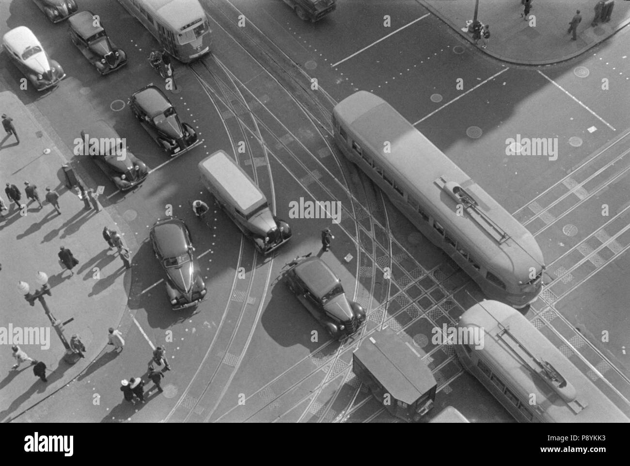 High Angle View of Street Scene with Pedestrians, Street Cars and Automobiles, 14th Street and Pennsylvania Avenue, Washington DC, USA, David Myers,  Farm Security Administration, 1939 Stock Photo