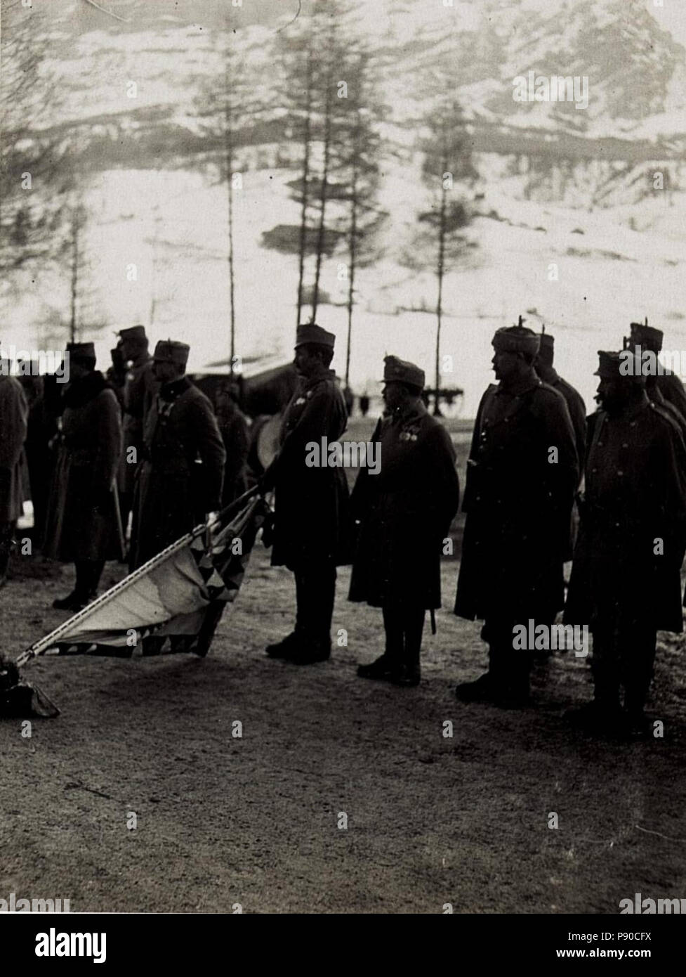 355 Kaiser Karl beim 14. Korps am 4.1.1916. Ausrückung in Stern, Gadertal. (BildID 15579643) Stock Photo