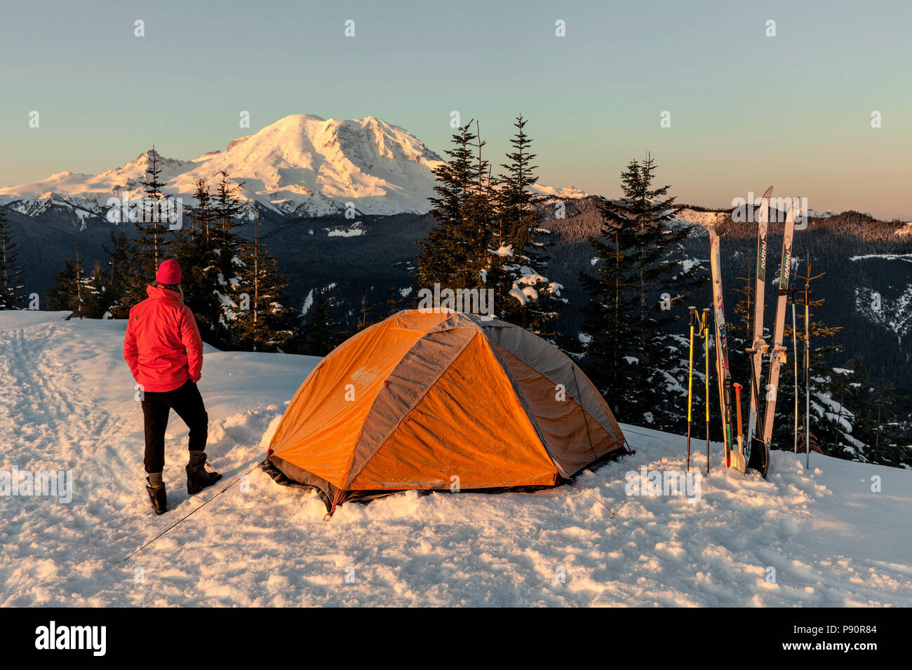 WA14516-00...WASHINGTON - Winter campsite on Suntop Mountain in the Baker-Snoqualmie National Forest. Stock Photo