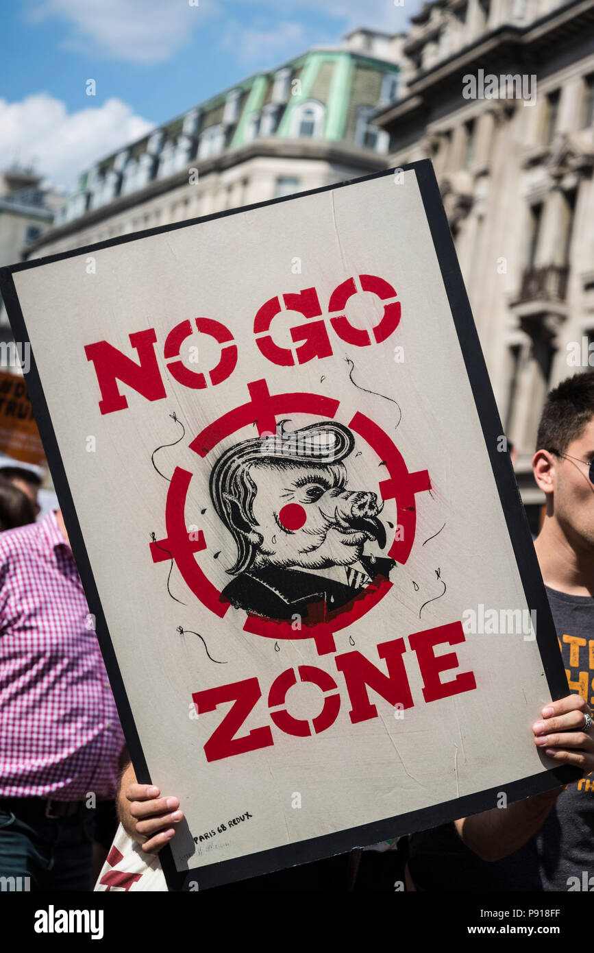 London, UK, 13 July 2018. Anti-Trump demonstration, London, UK 13.07.2018 Credit: Bjanka Kadic/Alamy Live News Stock Photo