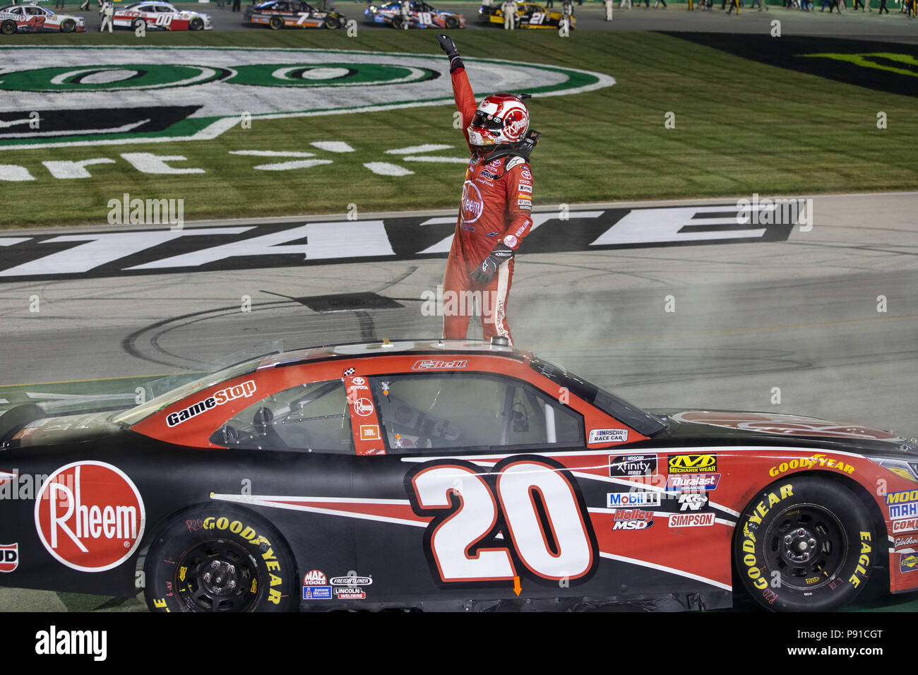 Sparta, Kentucky, USA. 13th July, 2018. Christopher Bell (20) wins the