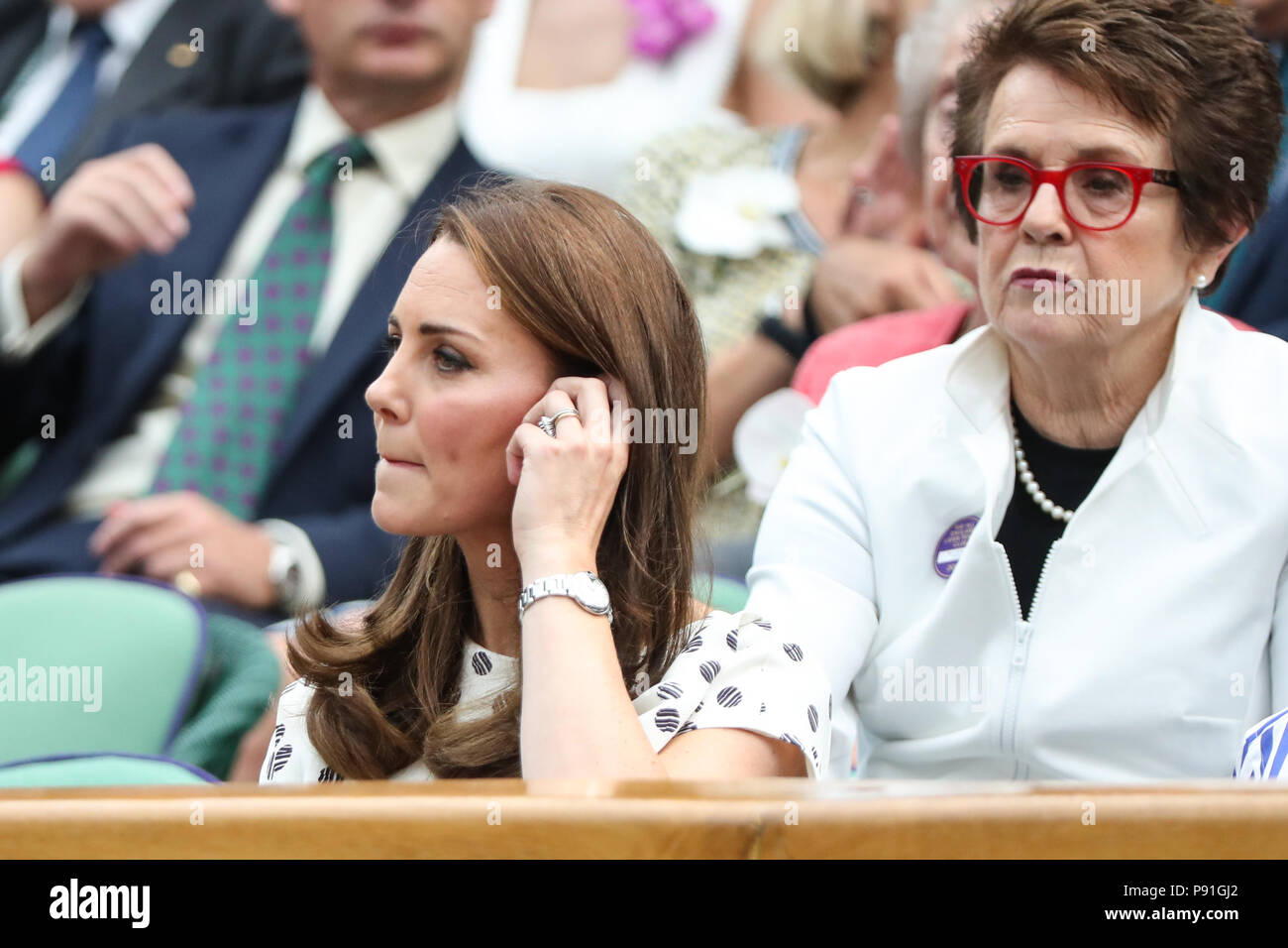 London, UK, 14th July 2018: Catherine "Kate" Duchess of Cambridge visits the men's semifinal at day 12 at the Wimbledon Tennis Championships 2018 at the All England Lawn Tennis and Croquet Club in London. Credit: Frank Molter/Alamy Live news Stock Photo