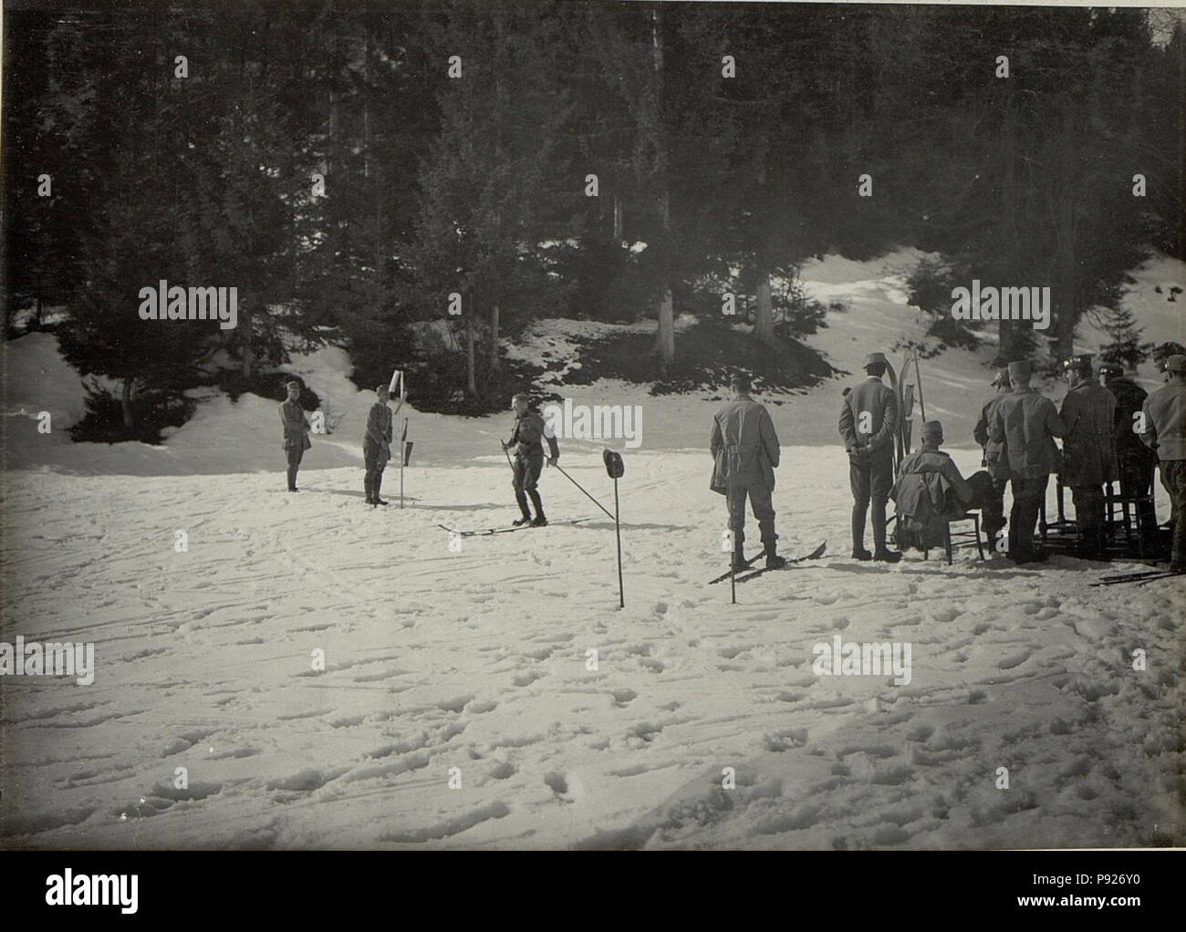 418 Militär Skilaufen in Villach. Offizierslaufen Ziel. (BildID 15468032) Stock Photo