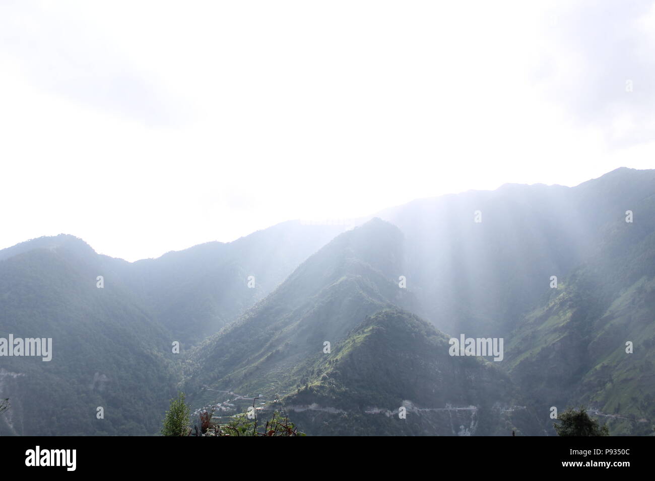 Beautiful Himalayan mountains as seen during Roopkund trek in Uttarakhand Stock Photo